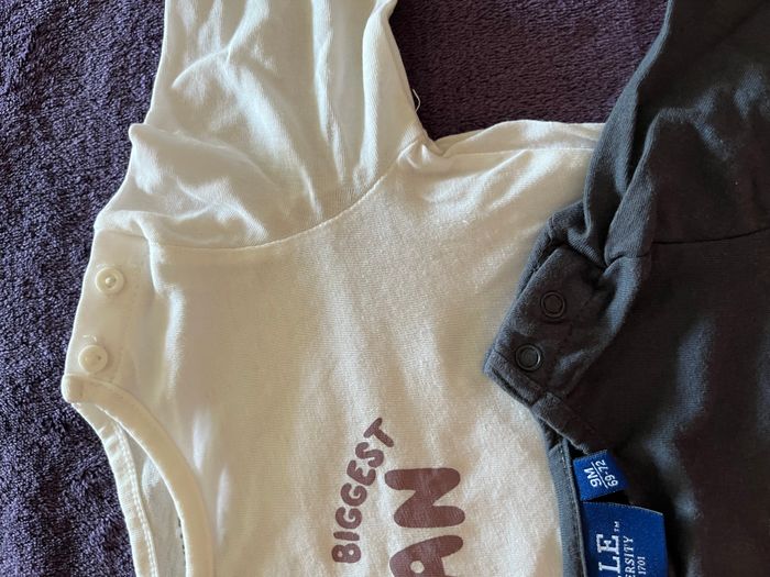 Lot de 2 t-shirt bébé garçon taille 9 mois - photo numéro 4