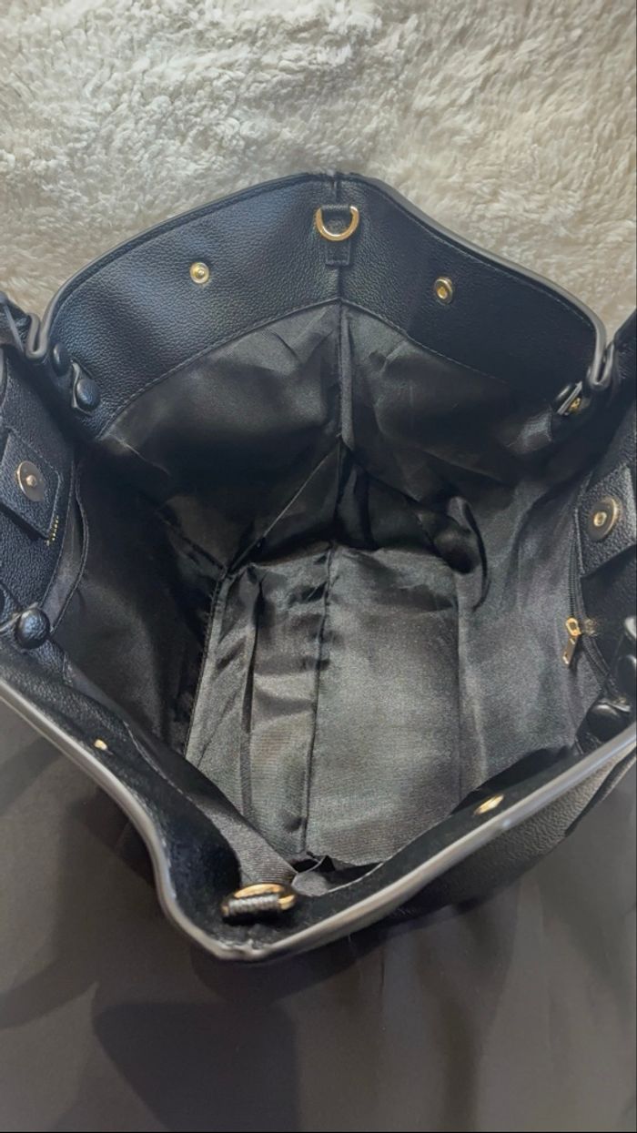 Sac vintage en cuir noir Demellier - photo numéro 7