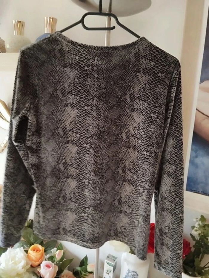 🌿Top Velours Imprimé Python Manoukian T36🌿 - photo numéro 17