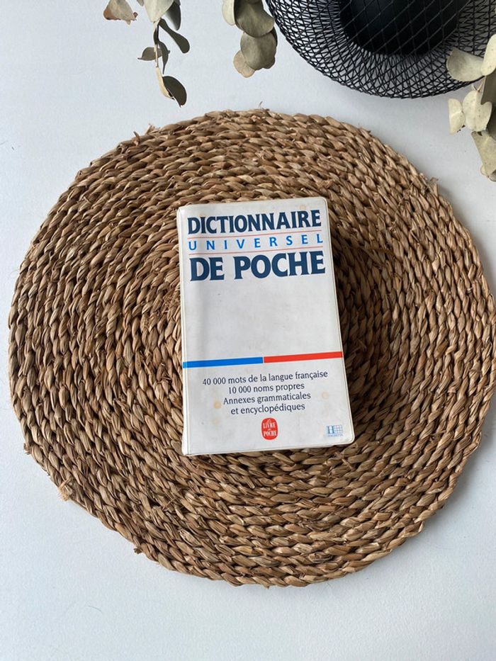 Dictionnaire de poche