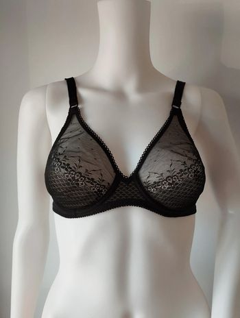 Soutien gorge noir  FR90B Chantelle