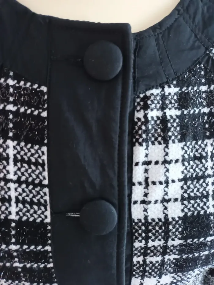 Ancienne veste à carreaux noire et blanche - photo numéro 4
