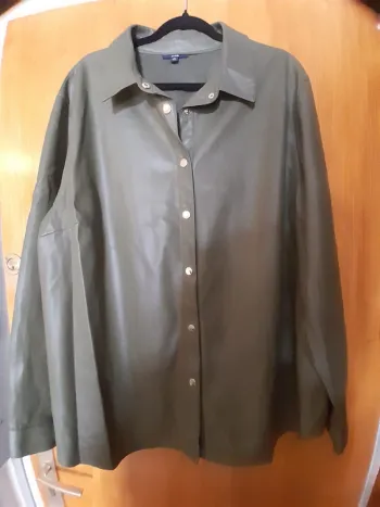 Chemise en simili cuir, couleur kaki, taille 56