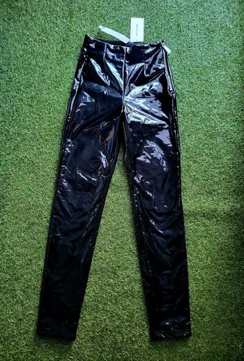 Pantalon effet cuir ciré