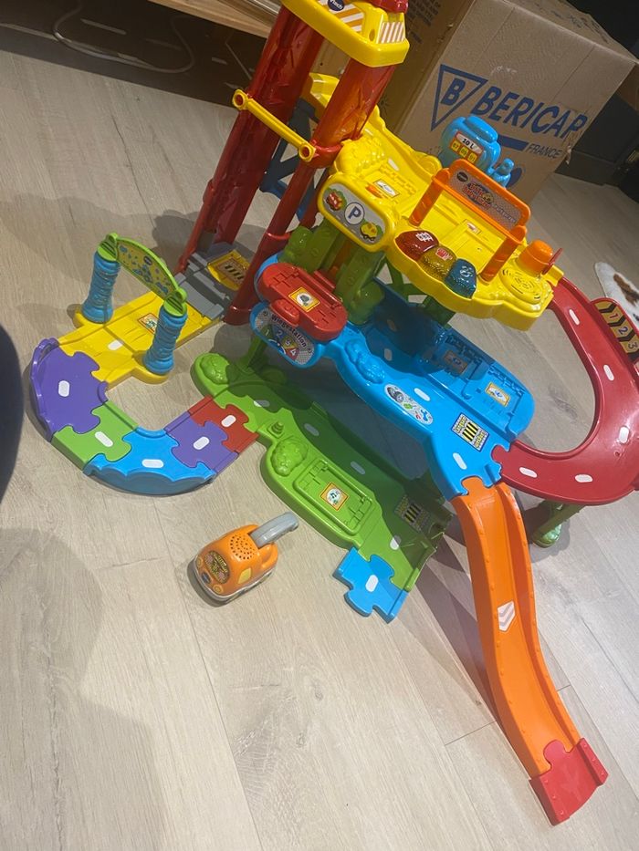 Garage tut tut bolides vtech - photo numéro 4