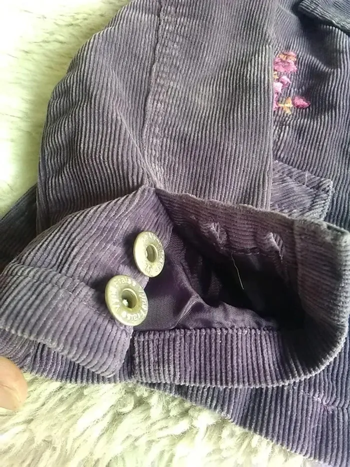 Veste fille printanière ou automnale 4 ans- Vynil 💜 Fraise-2 vêtements achetés le 3ème offert - photo numéro 8