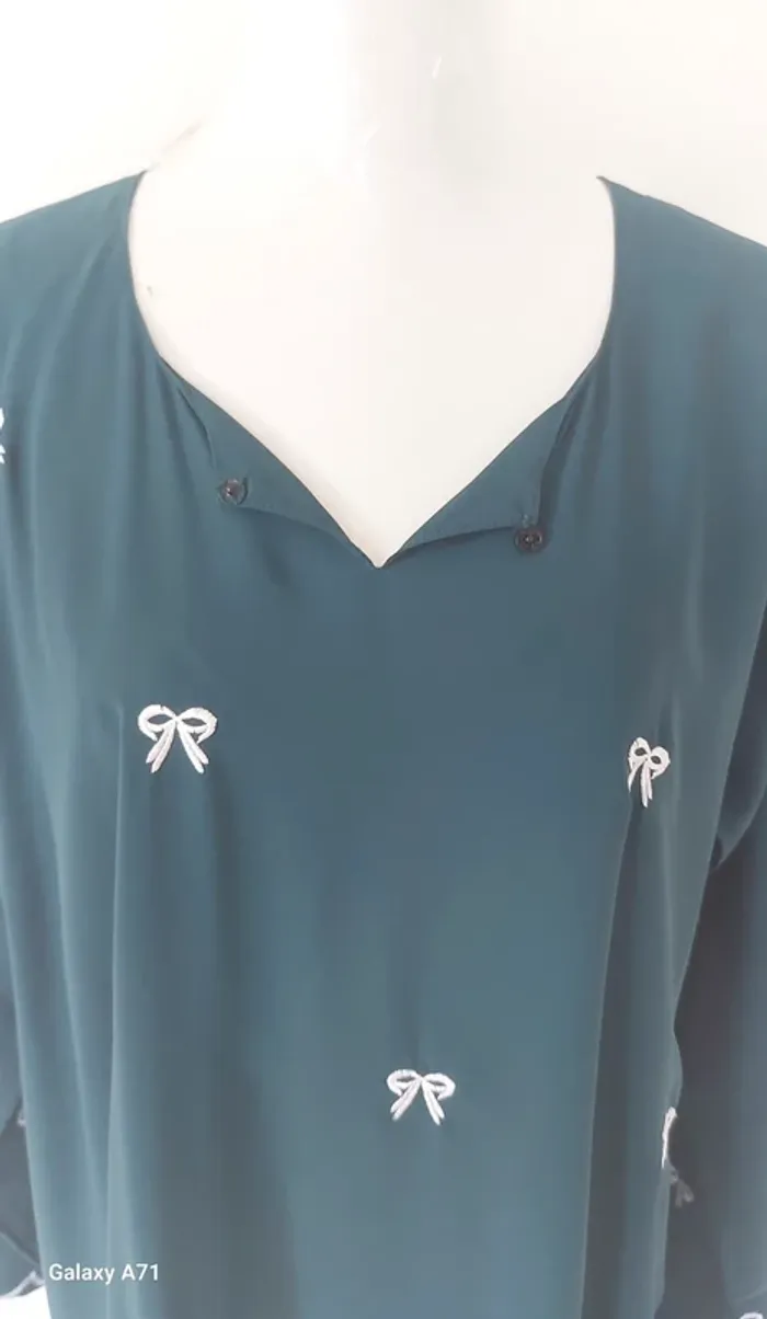 Robe Dubai avec motifs neuve - photo numéro 4