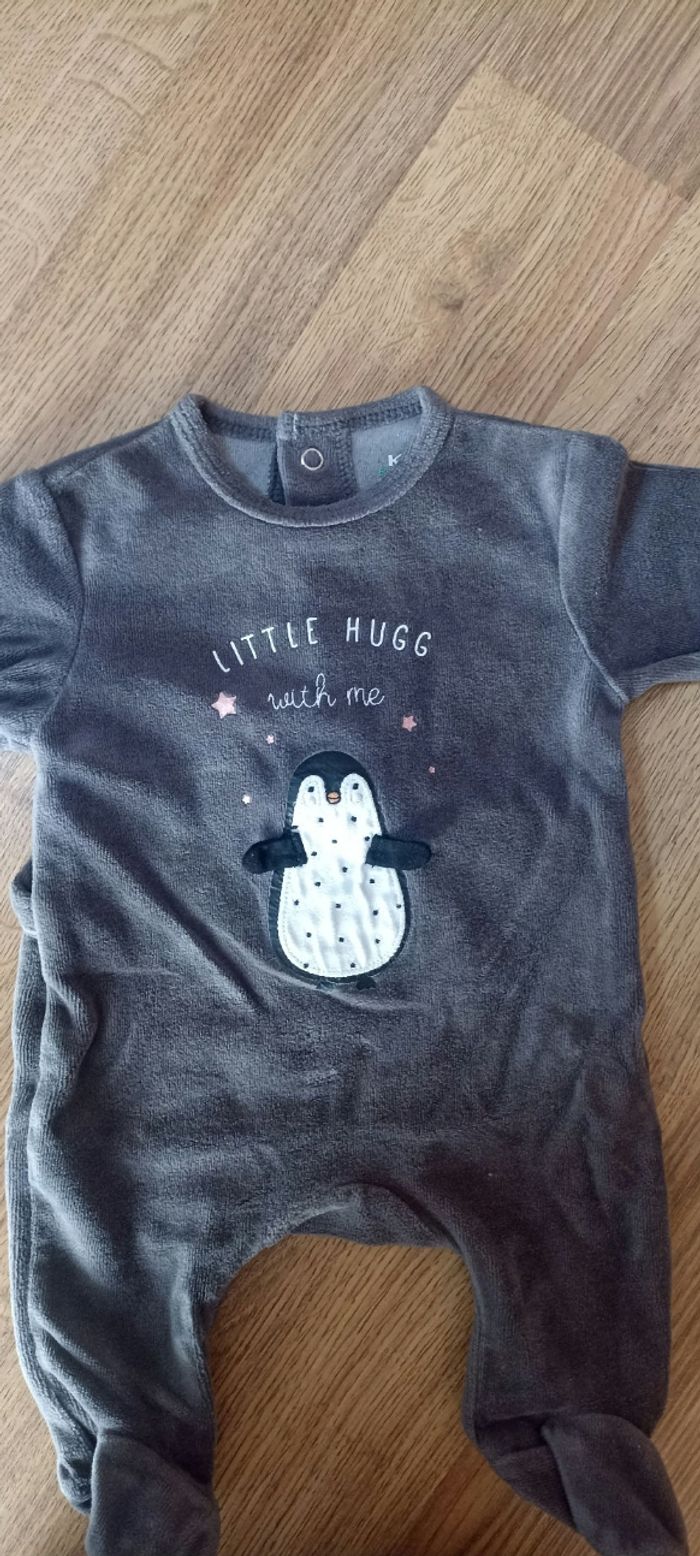 Lot Pyjama 1mois - photo numéro 7