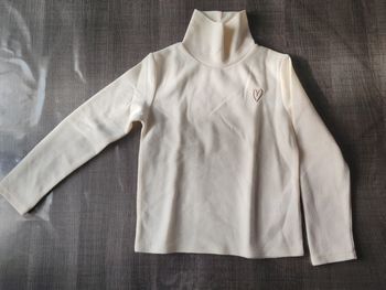 Vertbaudet

T-shirt col roulé maille fantaisie fille