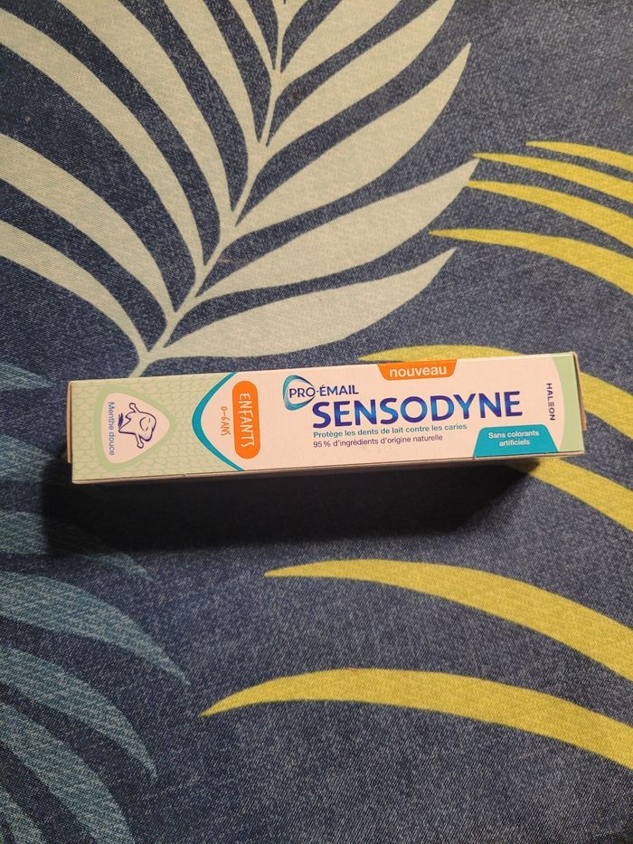 Dentifrice pro email sensodyne enfants menthe - photo numéro 1