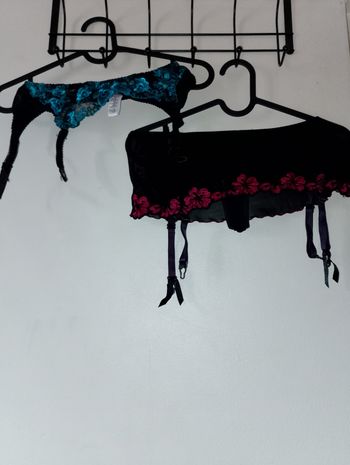 Porte jarretelle Carnets de femmes 