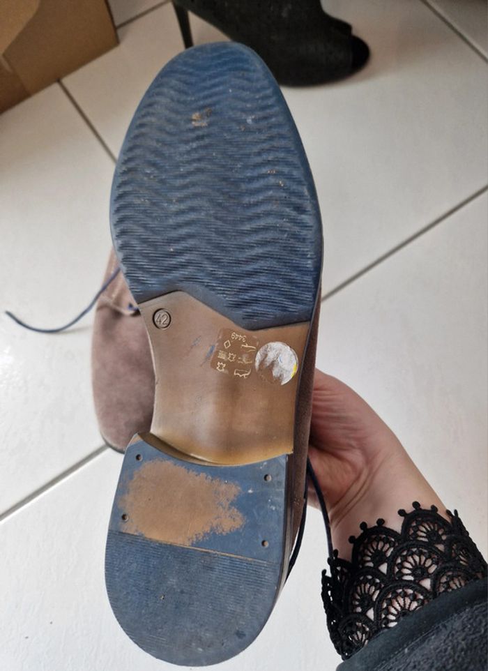 Chaussures Eram pointure 42 excellent état, portées une demi journée - photo numéro 2