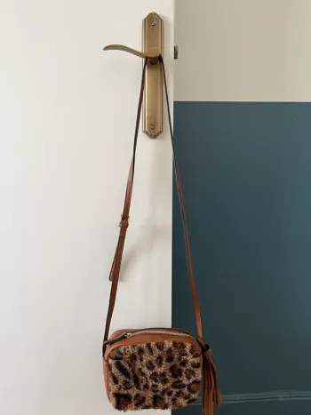 Sac à main bandoulière léopard