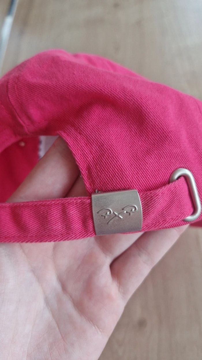 Casquette - photo numéro 2