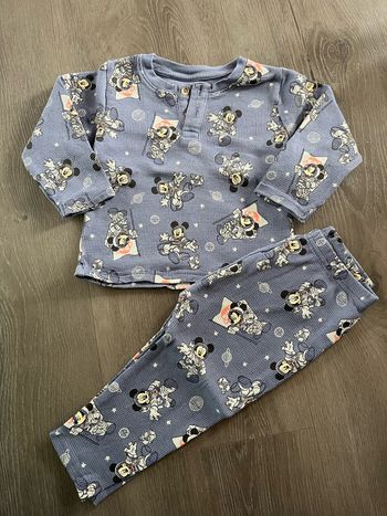 Pyjama Mickey dans l’espace
