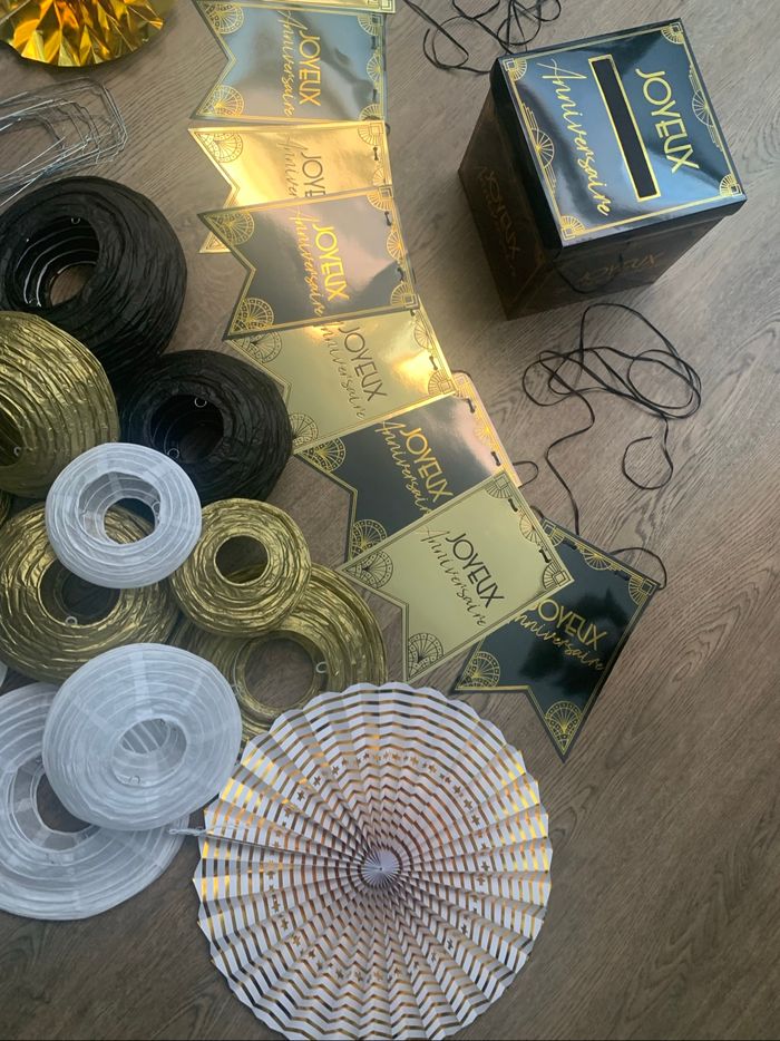 Lot décoration anniversaire, très bon état - photo numéro 4