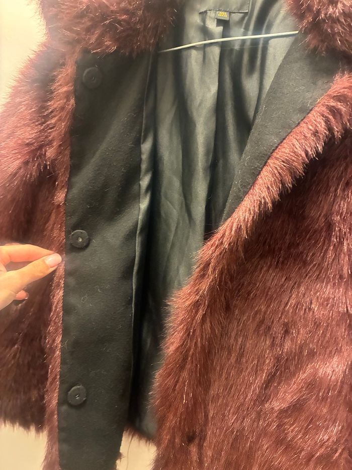 Fourrure Stradivarius - photo numéro 3