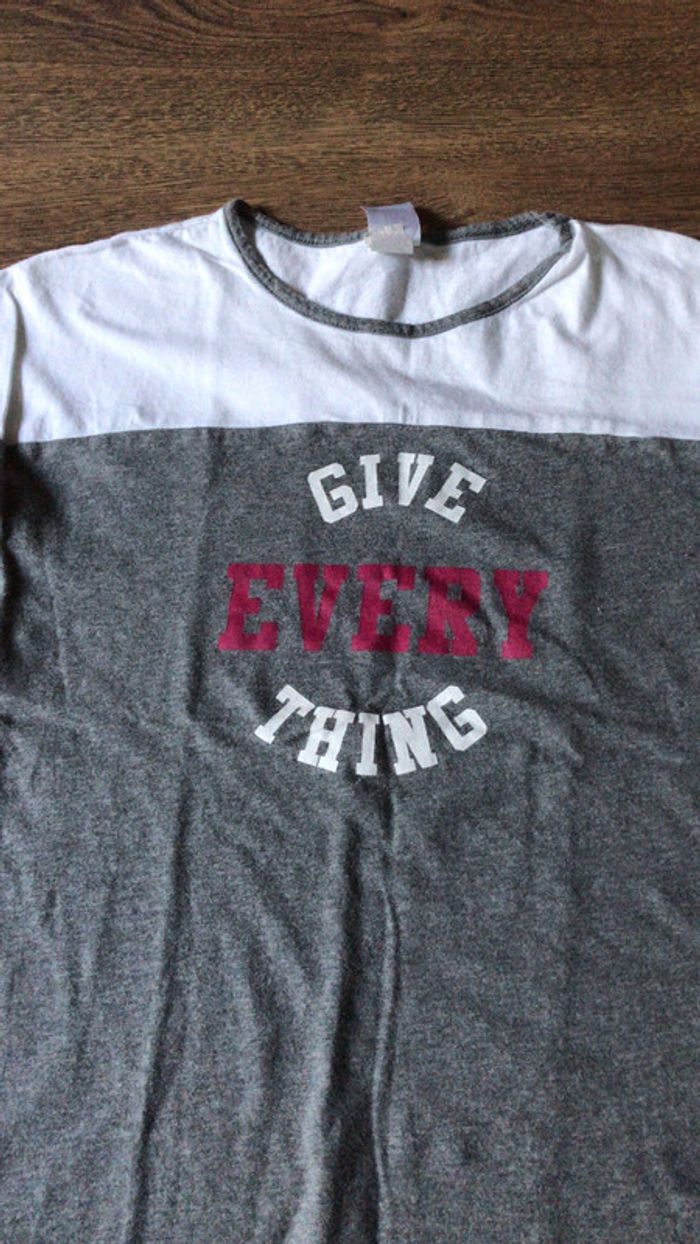 Tee-shirt Décathlon 12 ans - photo numéro 2