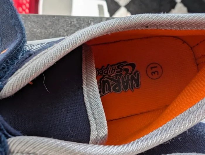 Chaussures baskets à scratchs garçon 31 Naruto comme NEUVES - photo numéro 3