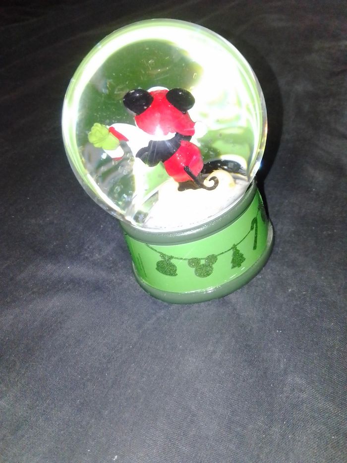 Boule a neige l Mickey - photo numéro 3