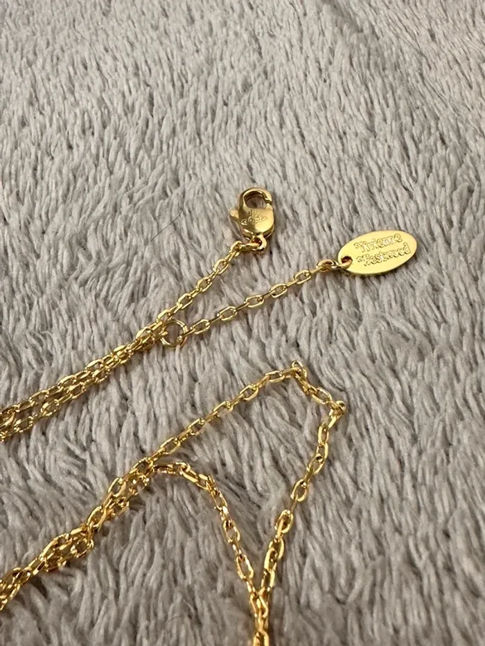 Collier or vivienne Westwood - photo numéro 4
