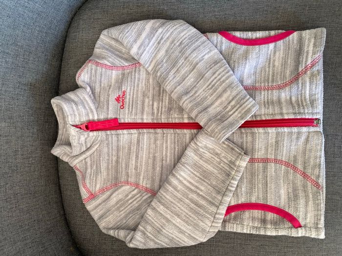 Lot de 3 pulls polaires Quechua 12/18 mois - photo numéro 4