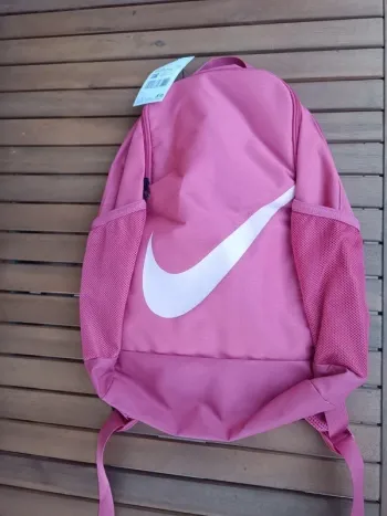 Sac a dos Nike rose 18L