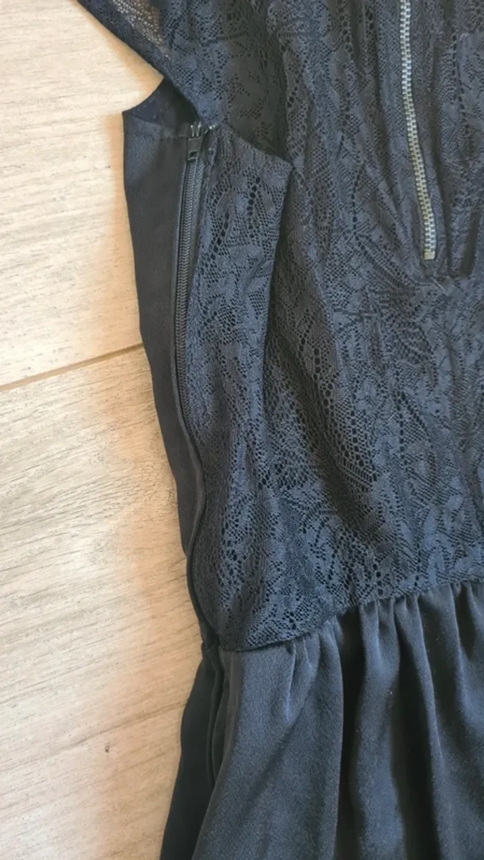 Robe Naf Naf 34 - photo numéro 5
