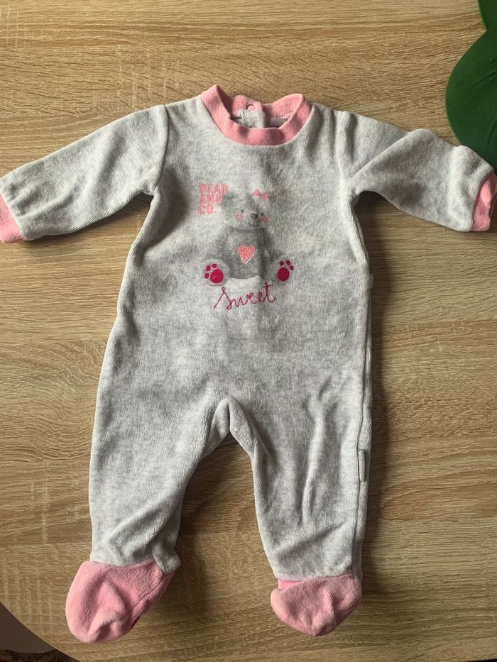 Lot de 9 pyjamas velours 1 mois - photo numéro 10