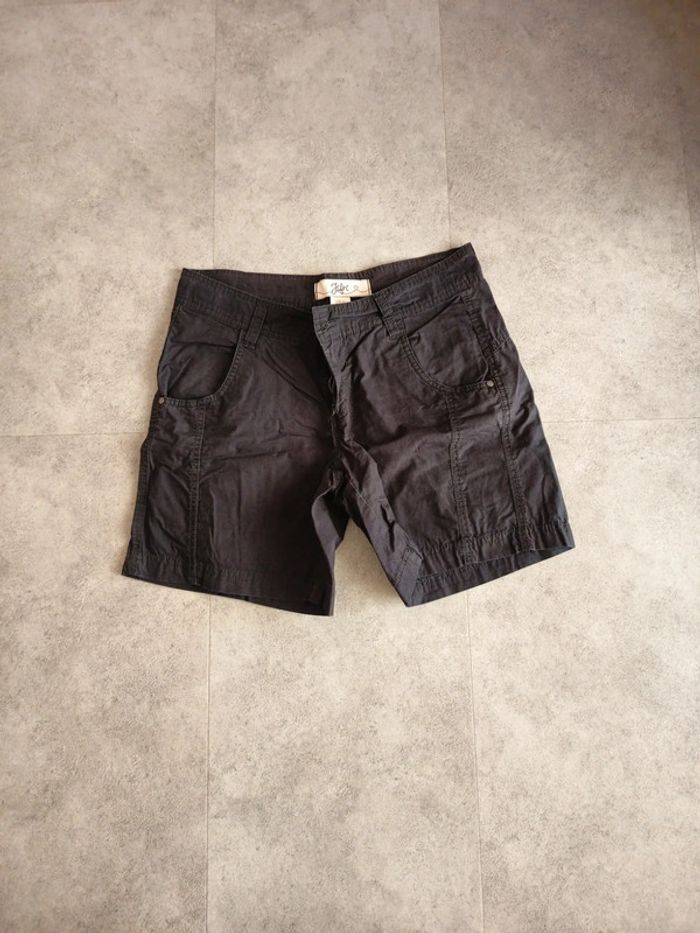 Short la redoute
