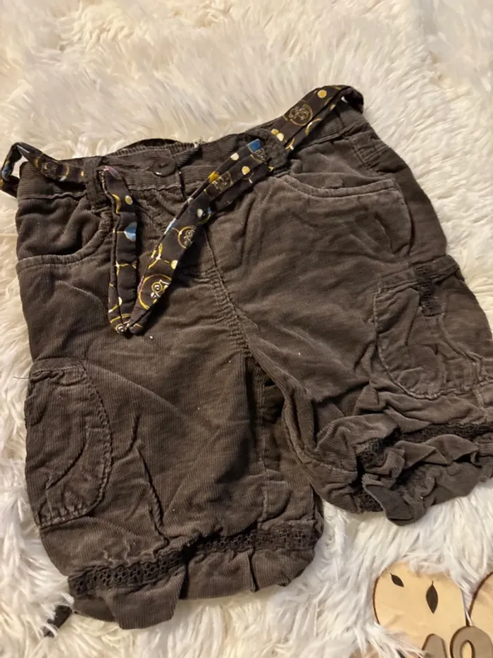 Short marron - photo numéro 2