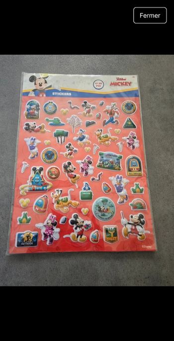Plaquette sticker autocollant Mickey