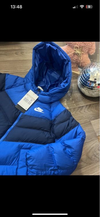 Doudoune Nike bleu neuf