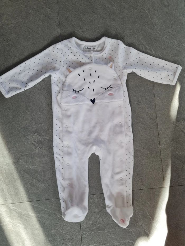 Pyjama gemo taille 12 mois neuf