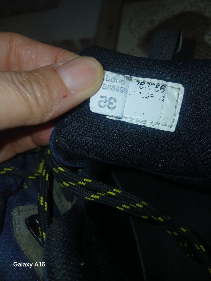 Chaussures de marche/randonnée  waterproof - photo numéro 3