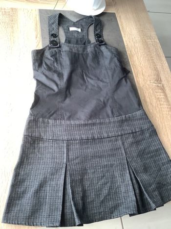 Robe taille 38 longueur 83 cm aisselles à aisselles 36 cm