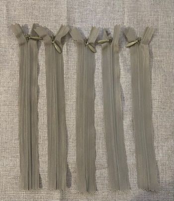 Fermetures invisibles 18 cm