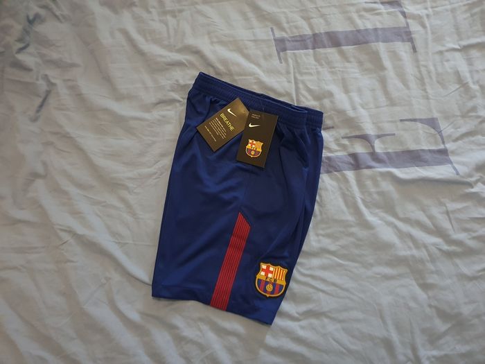 Nike short fc Barcelone taille XS 6-8 ans 122-128 - photo numéro 6