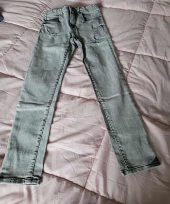 jeans skinny zara 9ans bon état (5e)