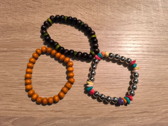 Lot de bracelets