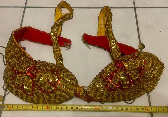 Costume oriental rouge et doré - photo numéro 10