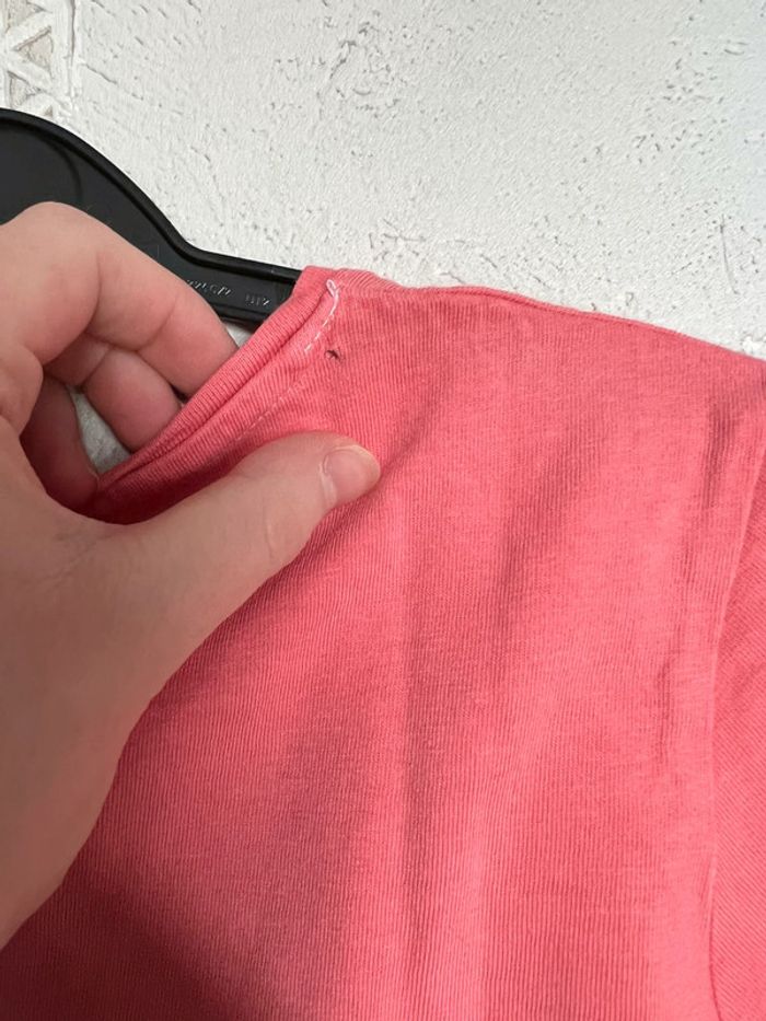 Tee-shirt rose de chez Kiabi - photo numéro 4