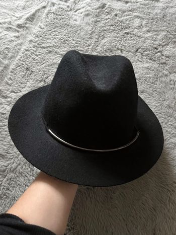 Chapeau noir pimkie effet feutrine