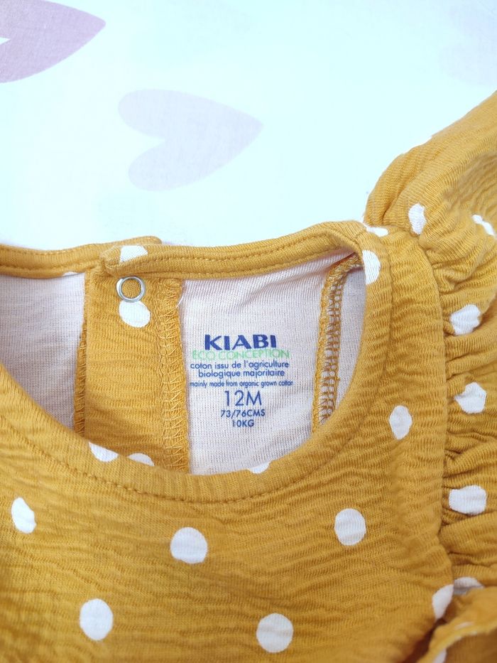 Robe couleur moutarde/safran - à pois - 12 mois - Très bon état - Kiabi - photo numéro 2