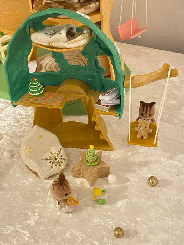 Chalet cabane, maison arbre Sylvanian, familier, écureuil Noël - photo numéro 7
