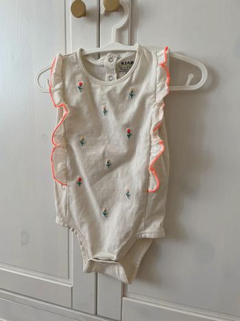 Body sans manche 6 mois