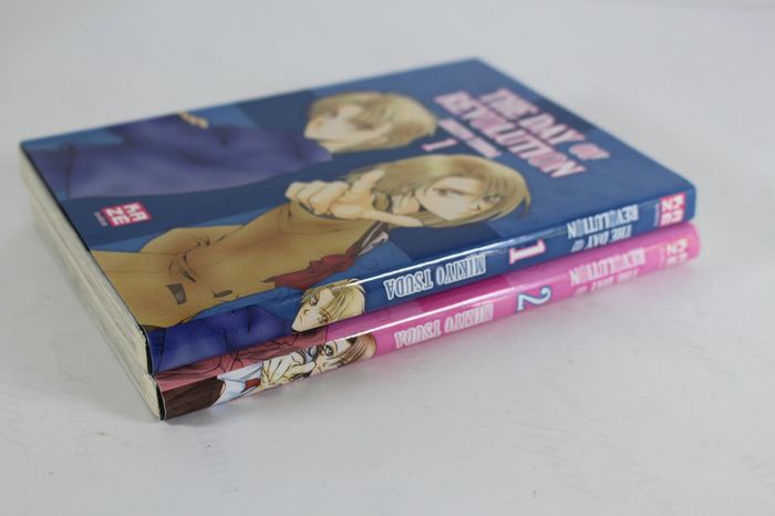 Kaze Manga The day of the Revolution Tome 1 et 2 - photo numéro 2