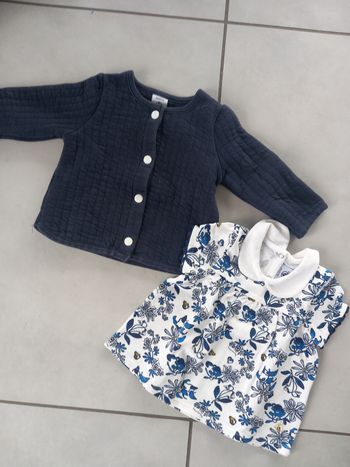 Ensemble t shirt + gilet Petit Bateau 6M
