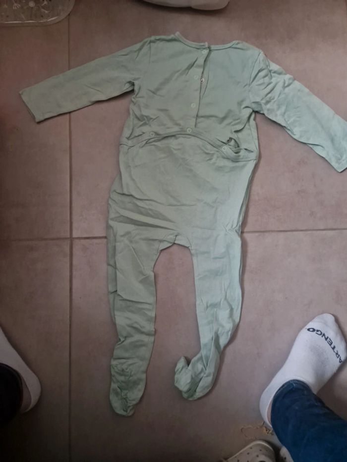 Pyjama dinosaure - photo numéro 2