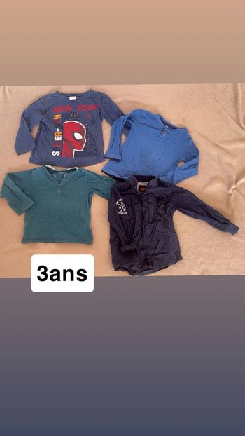 Lot haut 3ans